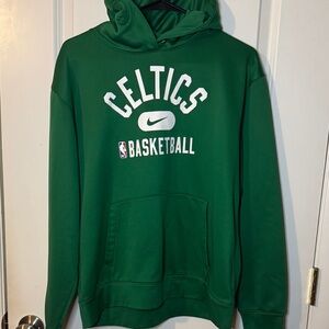 Boys youth Nike green Celtics basketball pull over hoodie XL